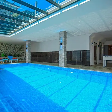 White Smith For 6 With Isolated Pool * קס