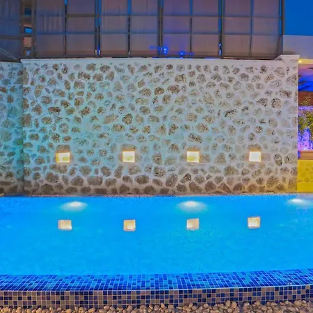 White Smith For 6 With Isolated Pool * Kaş