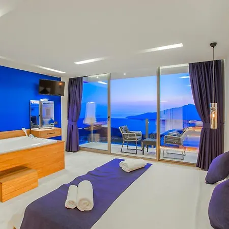 White Smith For 6 With Isolated Pool Vila *