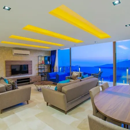 White Smith For 6 With Isolated Pool Vila Kaş